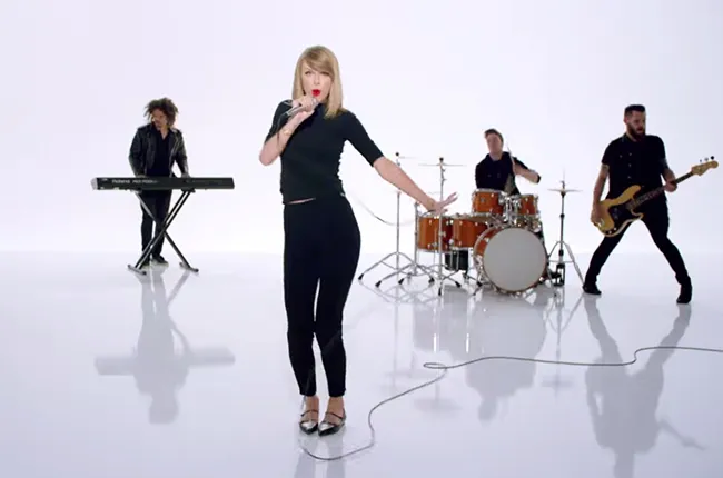 'Shake It Off' Dominates Charts