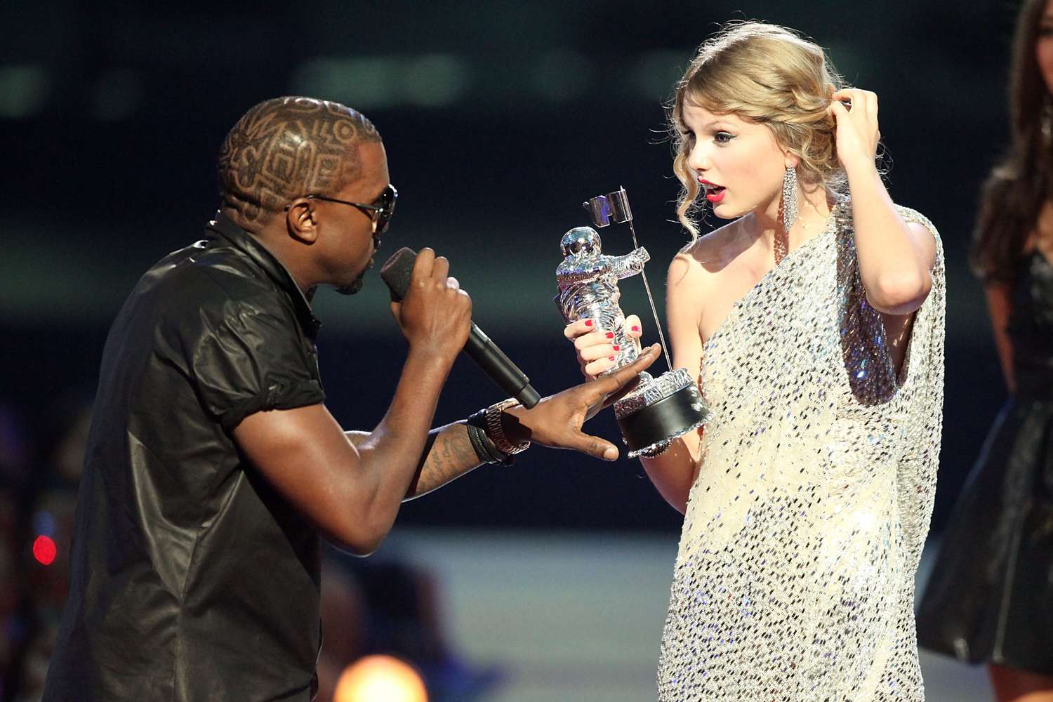 2009 VMA Incident